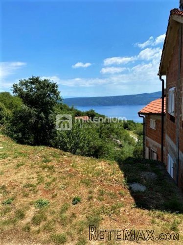 Brseč, novogradnja, kuća s 2 stana i prekrasnim pogledom - 2