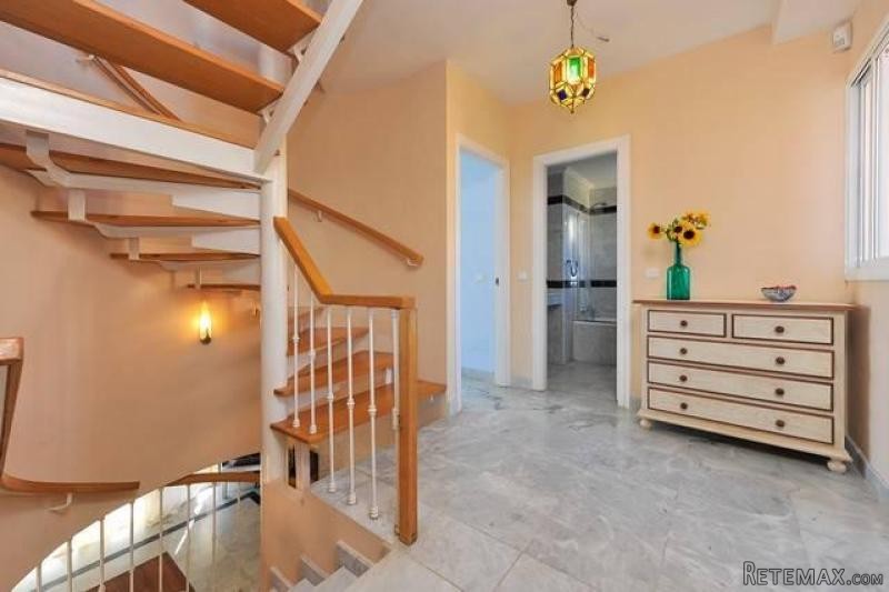 4 bedroom detached villa for sale - 2