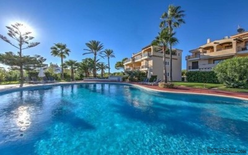 Penthouse with sea views in Santa Ponsa