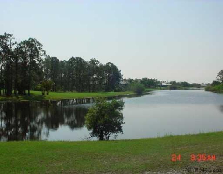 7875 Saddlebrook Dr, Port Saint Lucie..