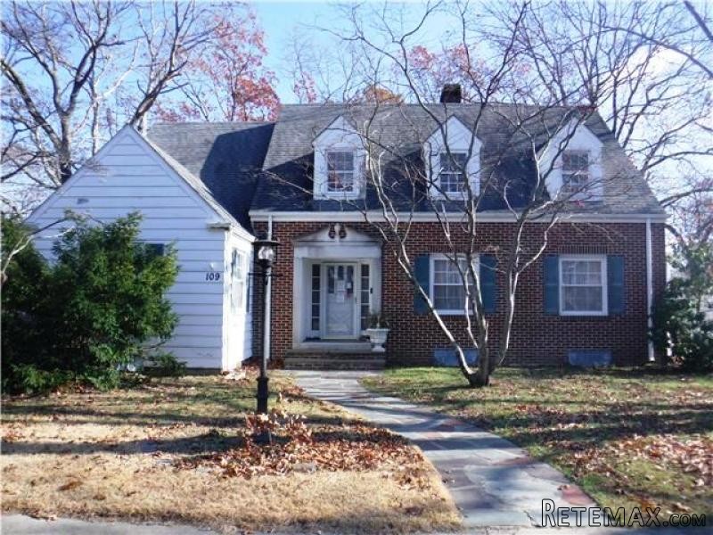 109 N 12th St Millville, NJ, 08332..
