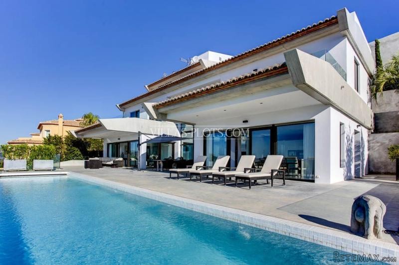 5 Bedroom Villa In Javea - 2
