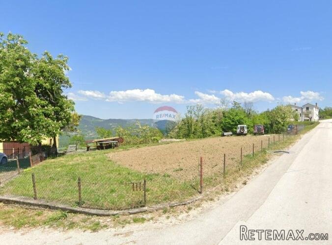 Istra, Motovun okolica - građevinsko zemljište