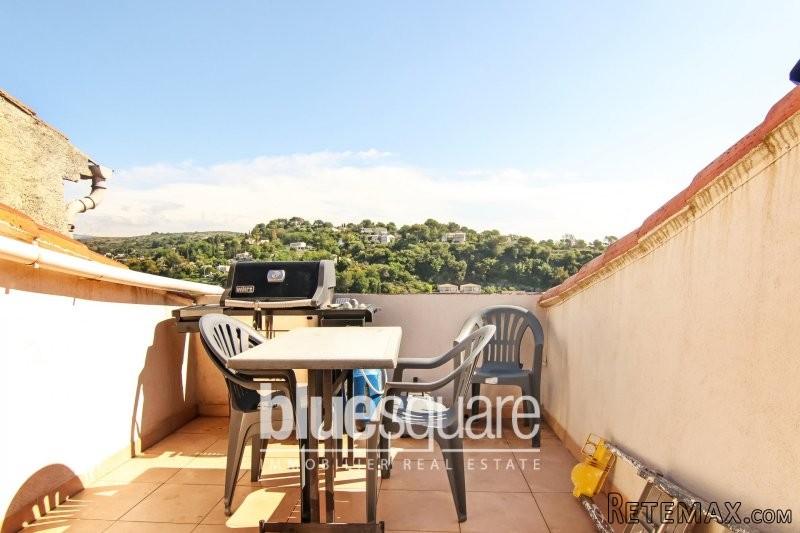 Split level apartment in the heart of.. - 2