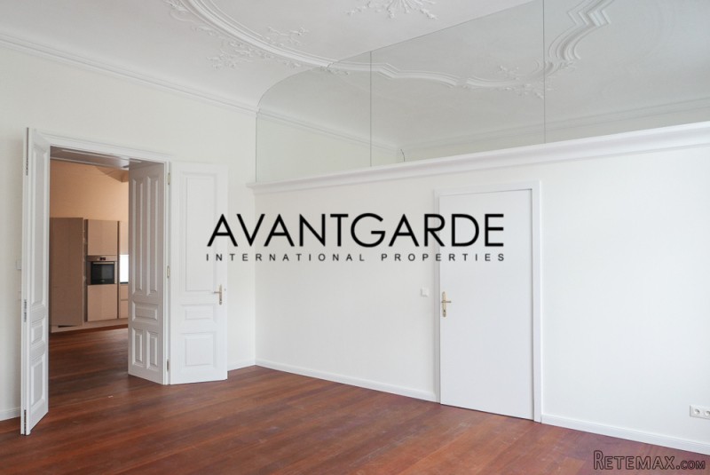Classic Viennese apartment in..