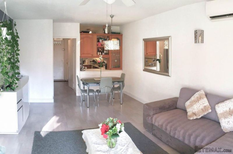 Sale Apartment - Juan-les-Pins.. - 2
