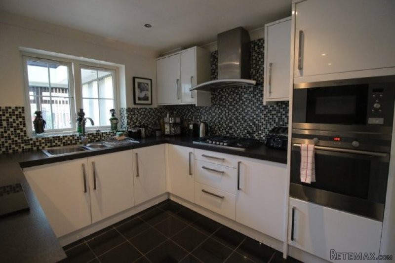3 bedroom, Terraced House house for sale - 2
