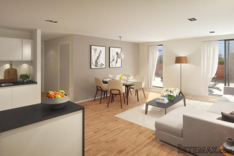 2 Bed Flat For Sale Just Added