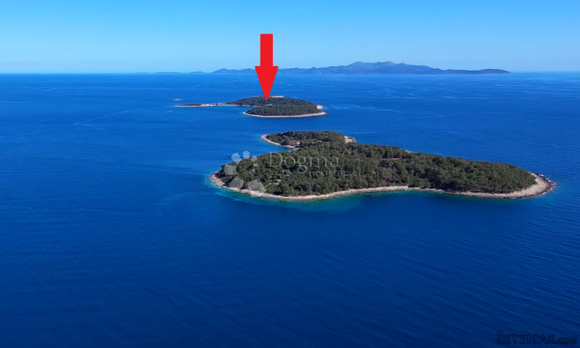 Otočić Veli Pržnjak, zemljište i kuća