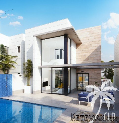 Conveniently located close to 4 golf courses, you will find..