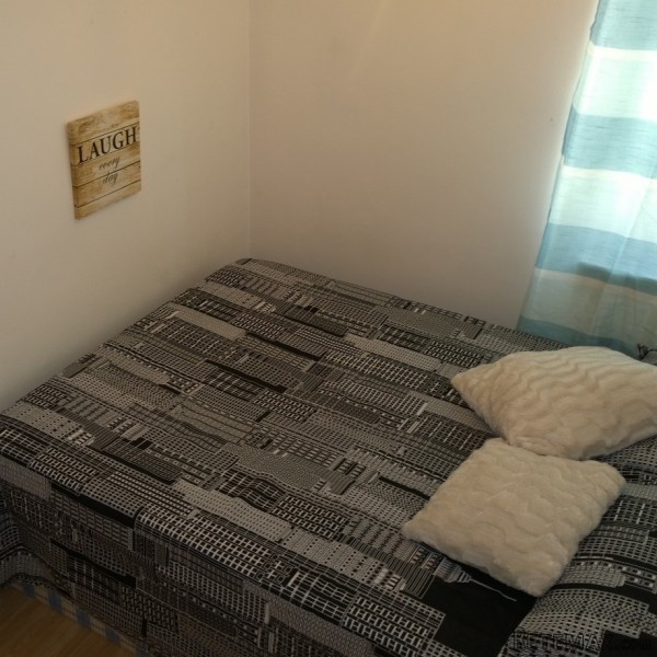 Available Now! Comfortable Double..