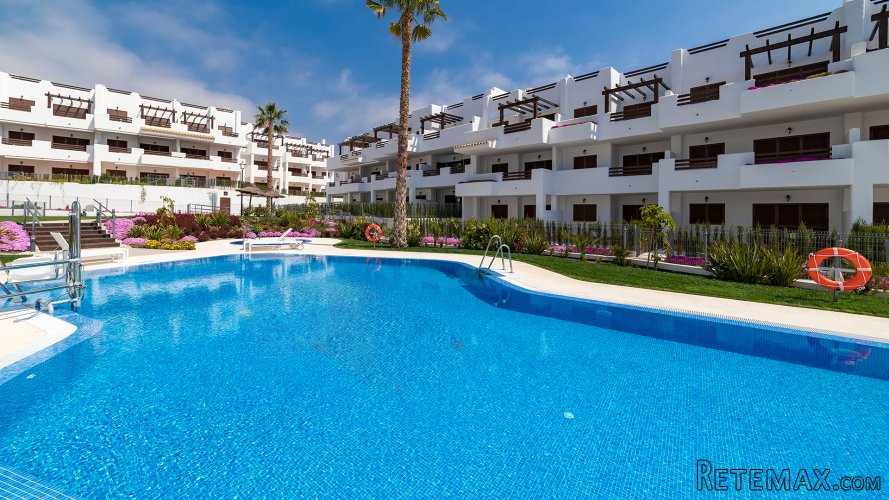 Viviendas de 1, 2 y 3 dormitorios con terraza, jardín o..