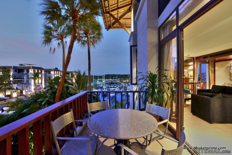 Marina-View 2-Bedroom Apartment -1486 :..