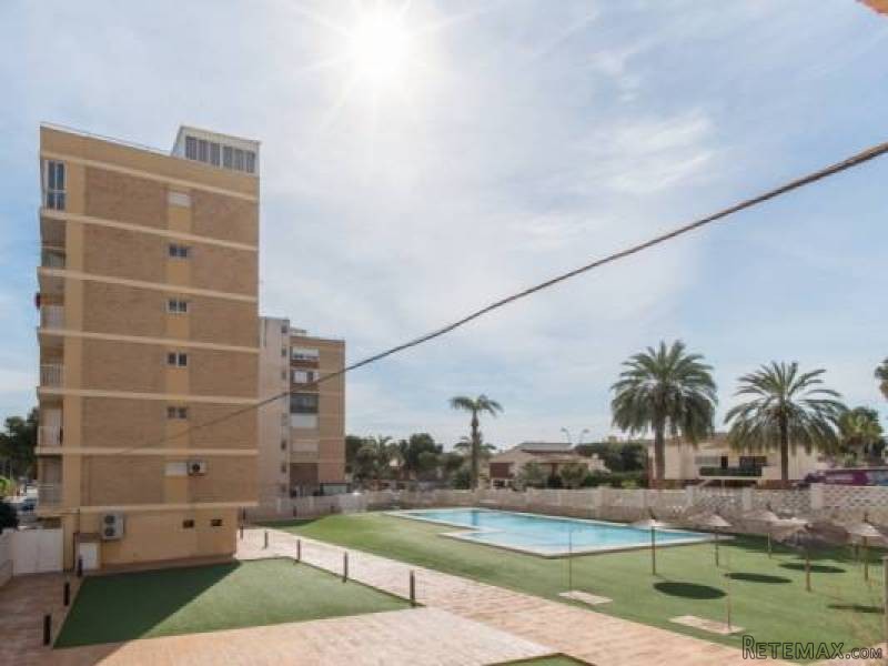 3 Bedroom 2 Bathroom Apartment In.. - 2