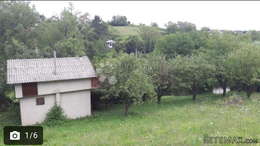 Sesvete, građ. zemljište 1800m2, postojeći objekt 30 m2 - 3