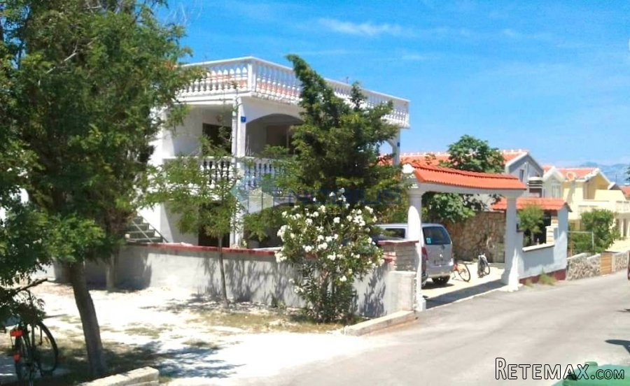 Vir (Vir - Žitna uvala), kuća sa 4 apartmana, 202 m2 - 3