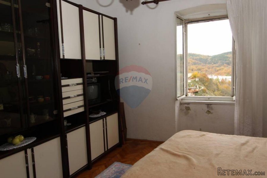 Kuća za adaptaciju u centru Pazina - 4