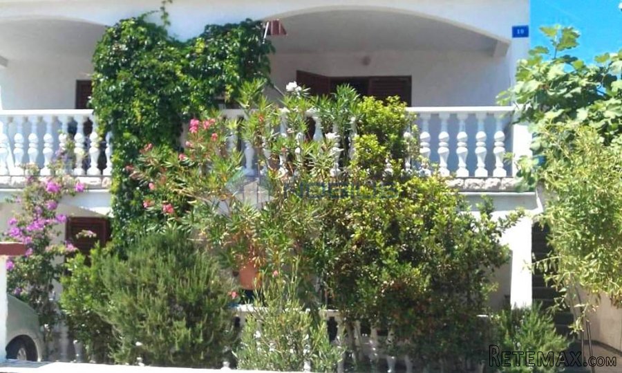 Vir (Vir - Žitna uvala), kuća sa 4 apartmana, 202 m2 - 5
