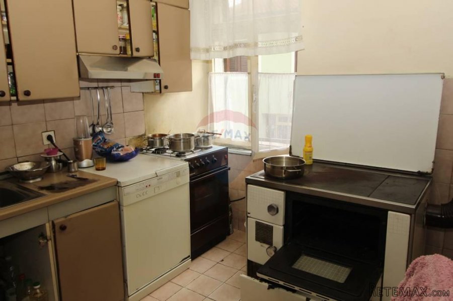 Kuća za adaptaciju u centru Pazina - 6