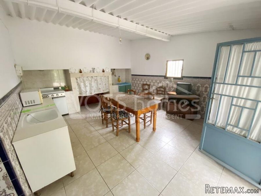 NEW LISTING TO VOSS HOMES - A lovely, traditional Spanish 5.. - 7