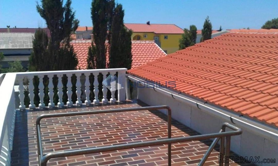 Vir (Vir - Žitna uvala), kuća sa 4 apartmana, 202 m2 - 8