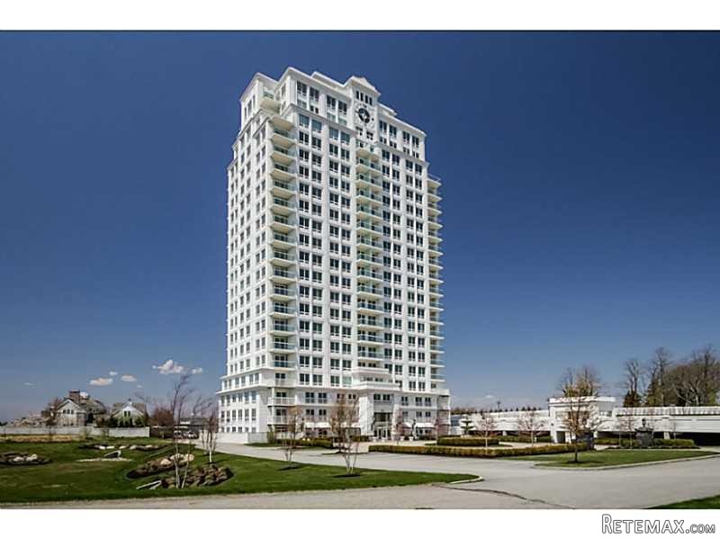 2 bedroom Flat For Sale: Rhode Island.. - 2