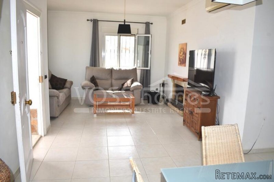 A beautifully presented, very spacious, 2 bedroom, 1.. - 11