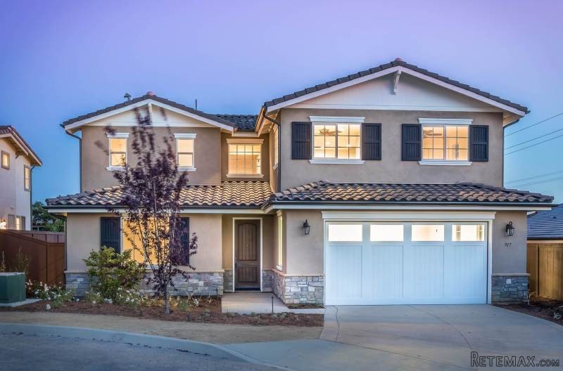 917 Santo Way Cardiff, California 92007..