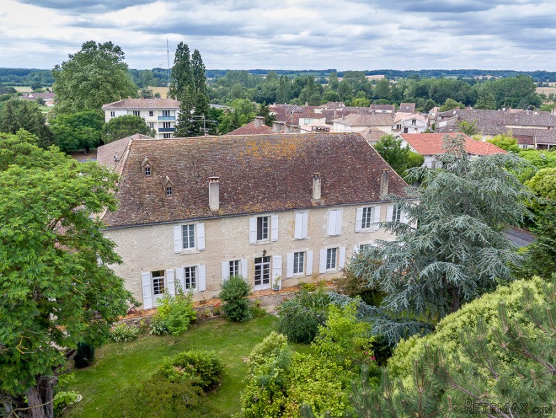 Impressive Maison Bourgeoise In The..