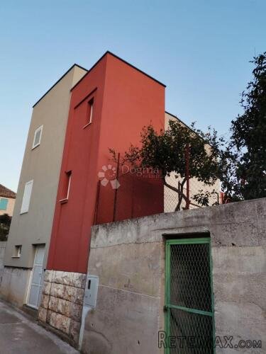 KUĆA ROU BAO 70 METARA OD MORA VIS - 2