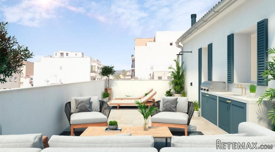 New modern townhouse to be completed in beginning of 2020...