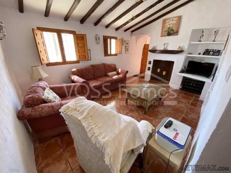 RESERVED/SALE AGREED 2023 WITH VOSS HOMES - A full of charm.. - 2