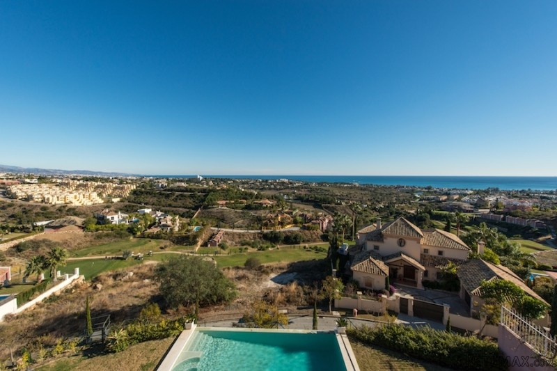 VILLA FOR SALE IN LOS FLAMINGOS - 2