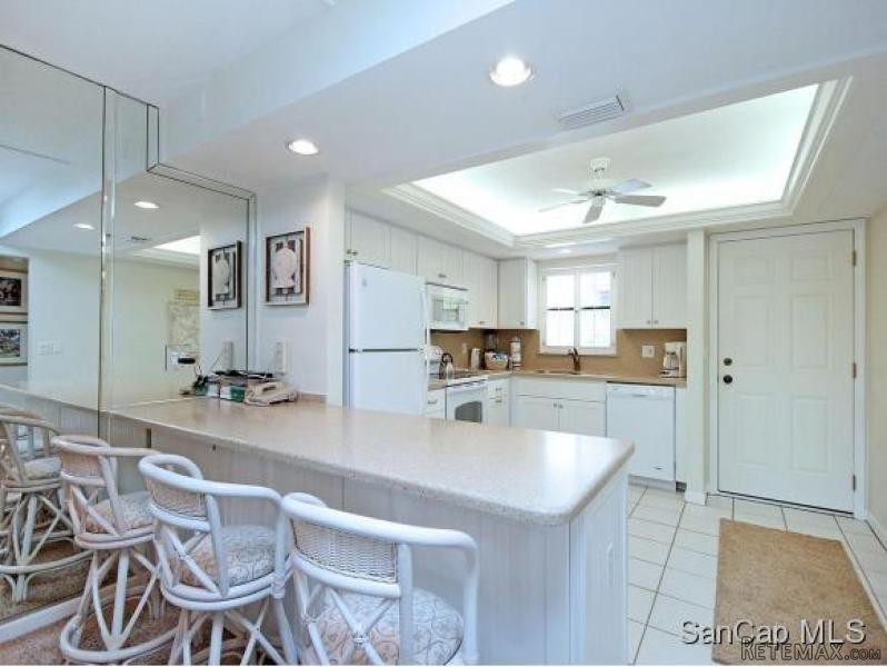 2 bedroom Condominium For Sale:.. - 2