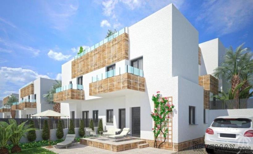 Altos de Polop is a new residential area on the Costa..