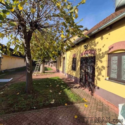 Prodajem izuzetnu kucu na selu,kompletno sredjenu,renoviranu,opr - 25