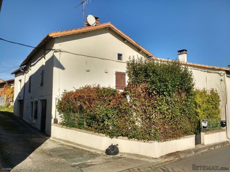 2/3 Bed Property In A Sought-After..
