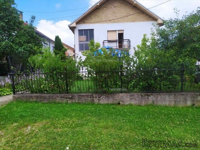Kuca u Surdulici,180m2,6ari placa - 15