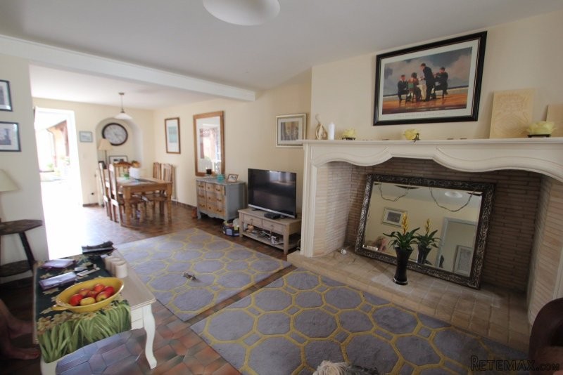 Quality Period House with Terrace - 2