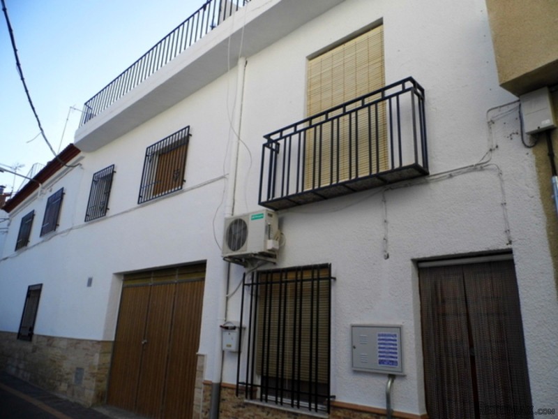 Town House / Village House in Arboleas