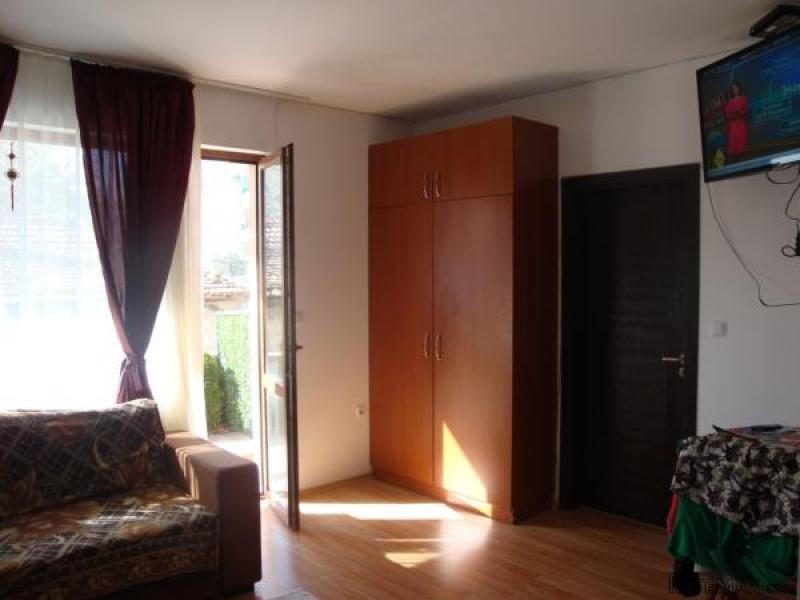 1 BED apartment, fully furnished and..