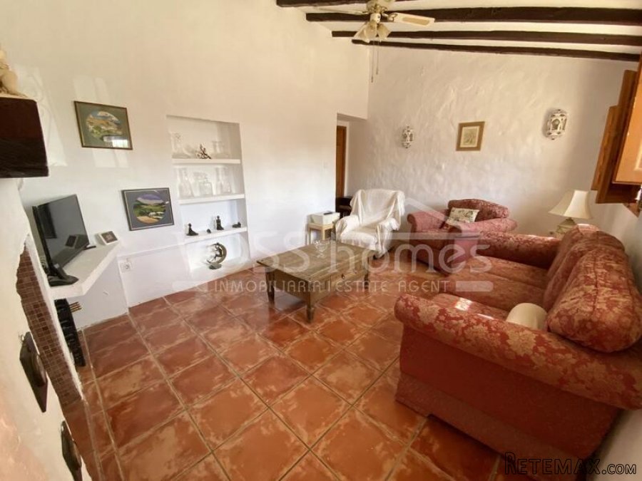 RESERVED/SALE AGREED 2023 WITH VOSS HOMES - A full of charm.. - 9