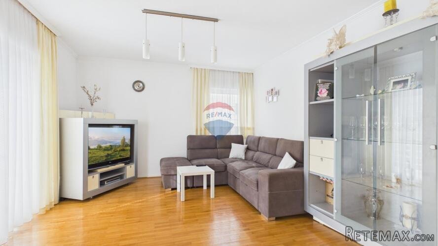 Rovinj - 4 apartmana, pogled na more, 500 m od plaže