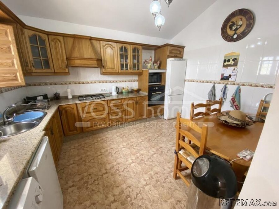 NEW & EXCLUSIVE LISTING TO VOSS HOMES - A spacious.. - 20