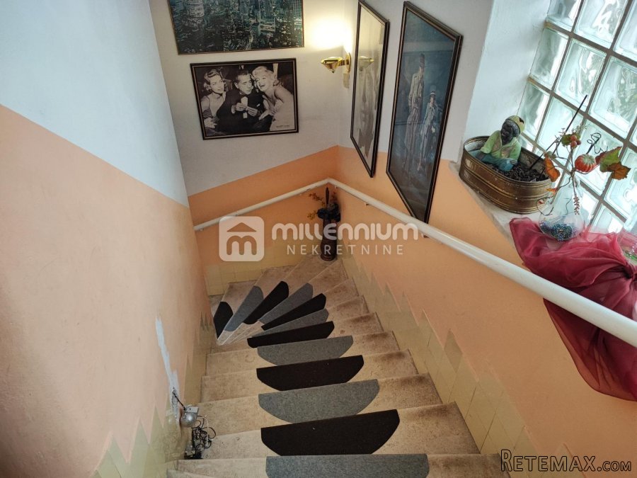 Rijeka, Bulevard, 156m2, etaža vile s garažom - 3