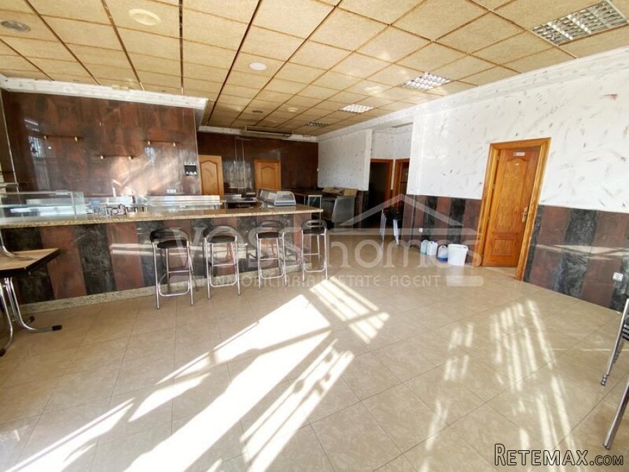 NEW LISTING TO VOSS HOMES - Great business opportunity !!!.. - 4