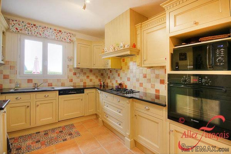 Roussines (Charente) - Immaculately presented three bedroom.. - 5