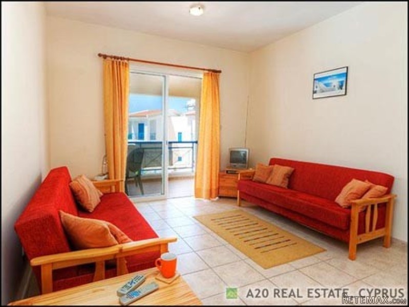 For Sale : First Floor Apartment -.. - 2