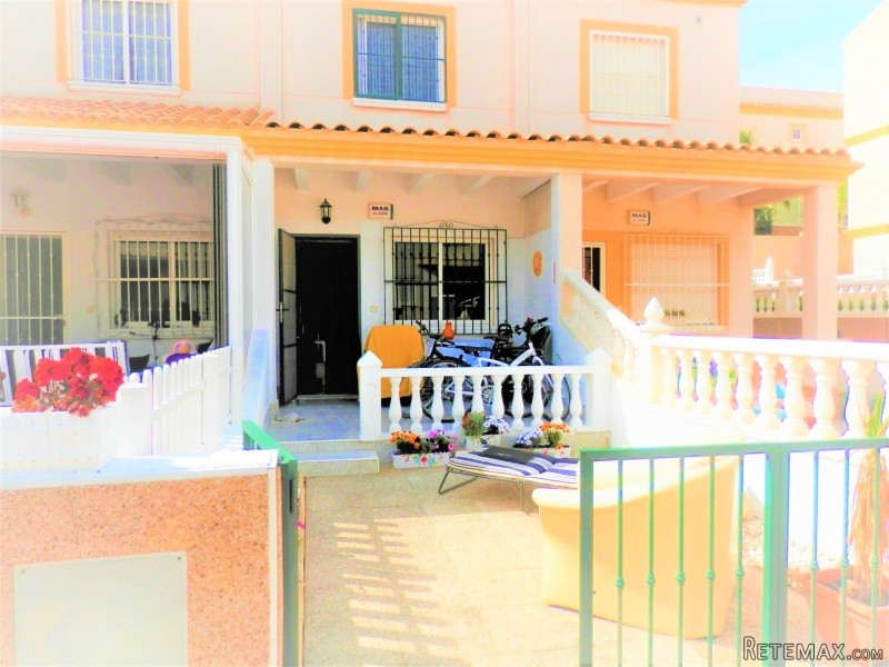 Well Presented 2/3 Bedrooms Townhouse.. - 2