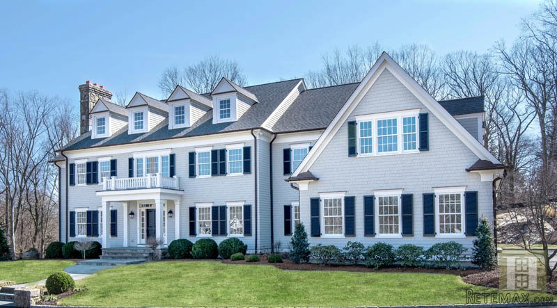6 bedroom House For Sale: 674 CARTER.. - 2